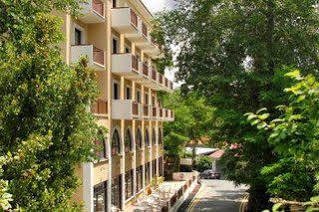 Pendeli Hotel Platres Exterior photo